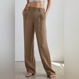 Wilfred Effortless Tan Pants size 4